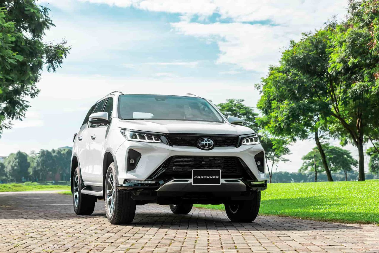 cac-doi-xe-toyota-fortuner-7.jpg