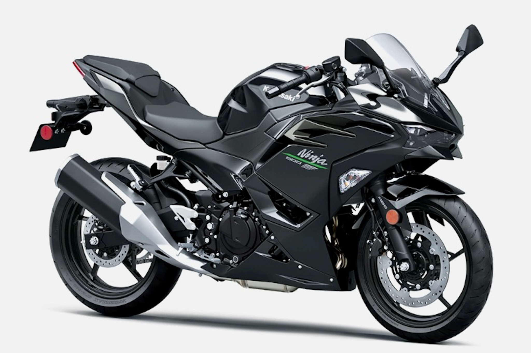 Kawasaki Ninja 500 3