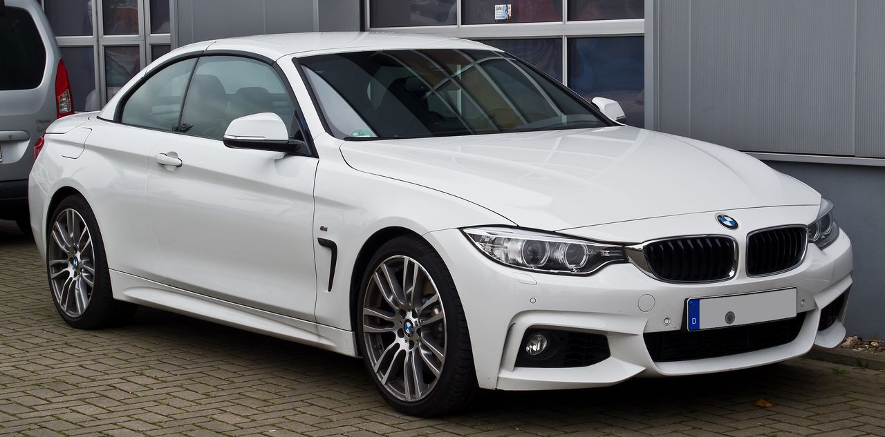 Bmw Series 4 Dau Tien
