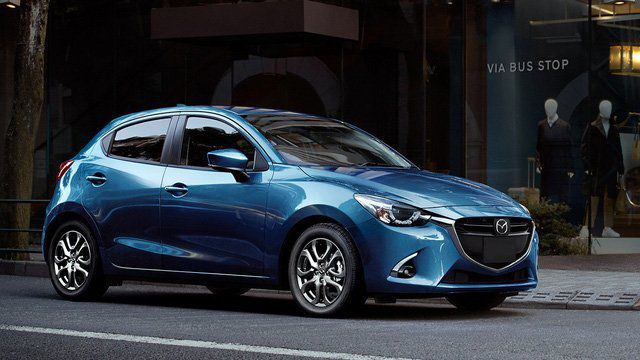 cac-doi-xe-mazda-2-6.jpg