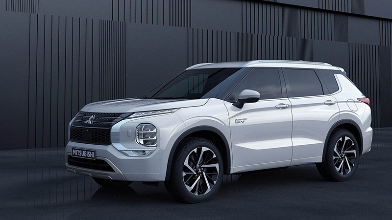 cac-doi-xe-mitsubishi-outlander-6.jpg