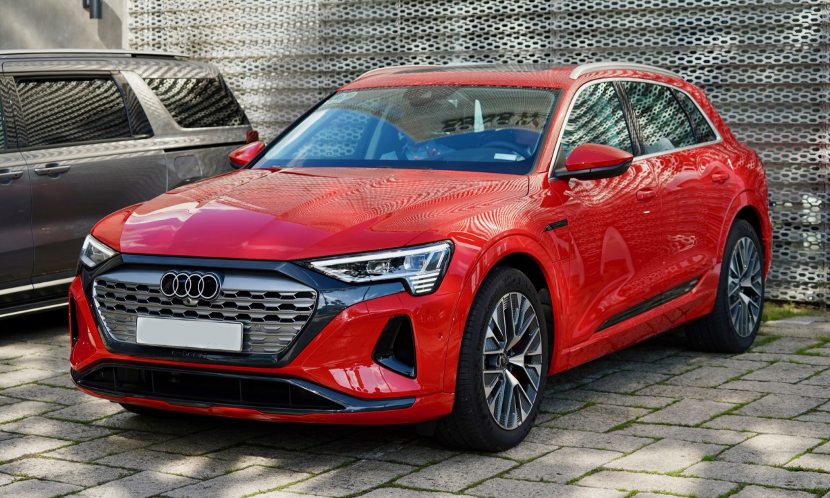Q8 E Tron