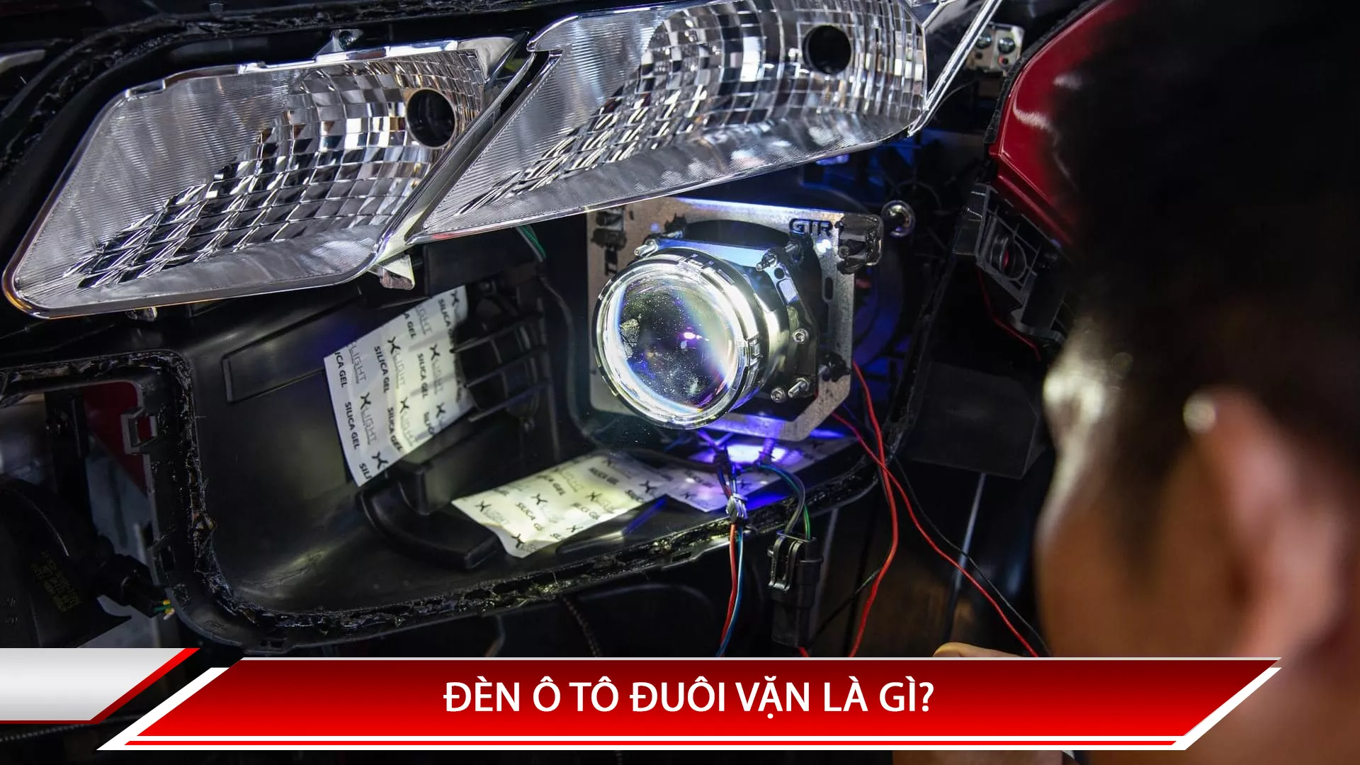 ĐÈN Ô TÔ ĐUÔI VẶN LÀ GÌ? TẠI SAO ĐÈN Ô TÔ ĐUÔI VẶN LẠI ĐƯỢC ƯA CHUỘNG?