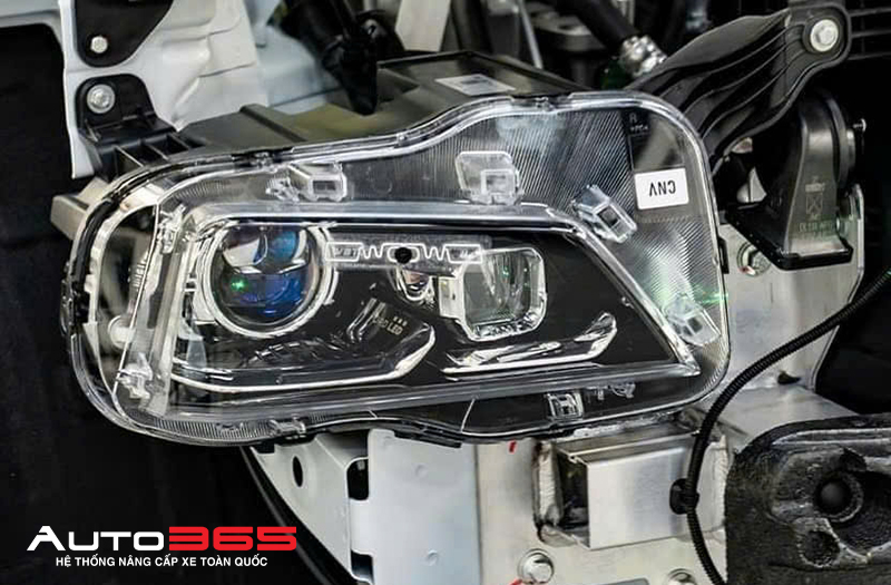 Do Bi Led Duoi Van Xe Sedan 1