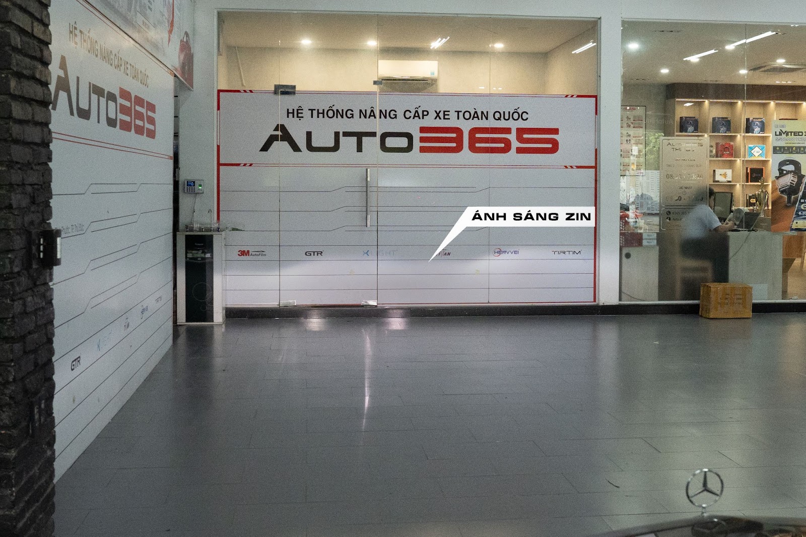 Mercedes E300 Do Den Bi Laser Titan Platinum Plus 1