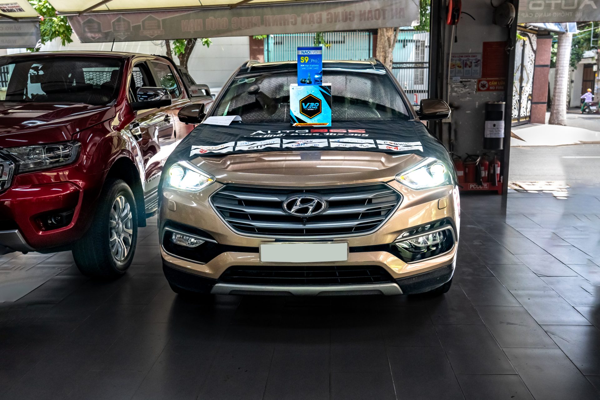 Nang Cap Hyundai Santafe Do Den Naoevo S9 Pro Va V30 Ultra 1