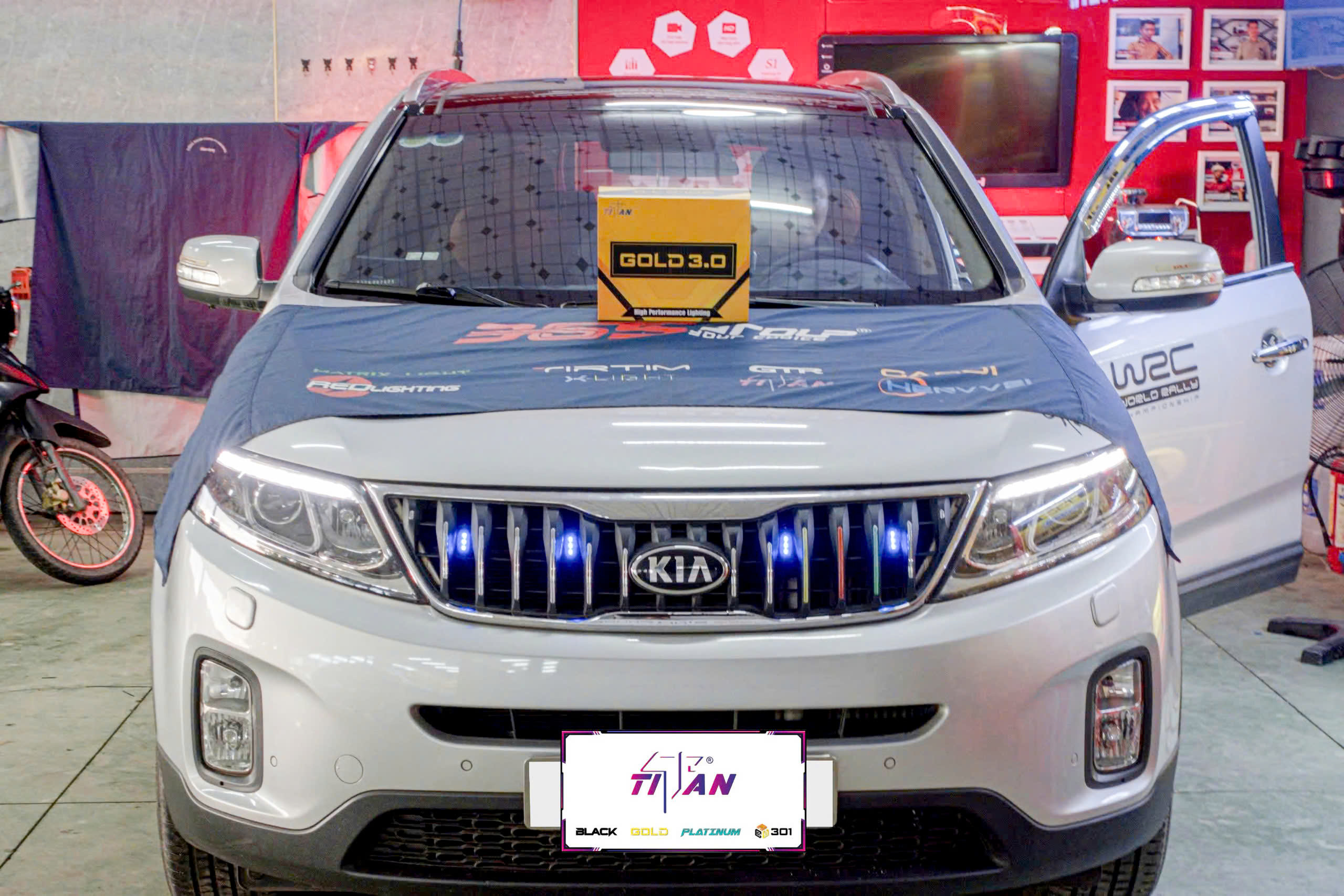 Kia Sorento Titan Gold 3 4