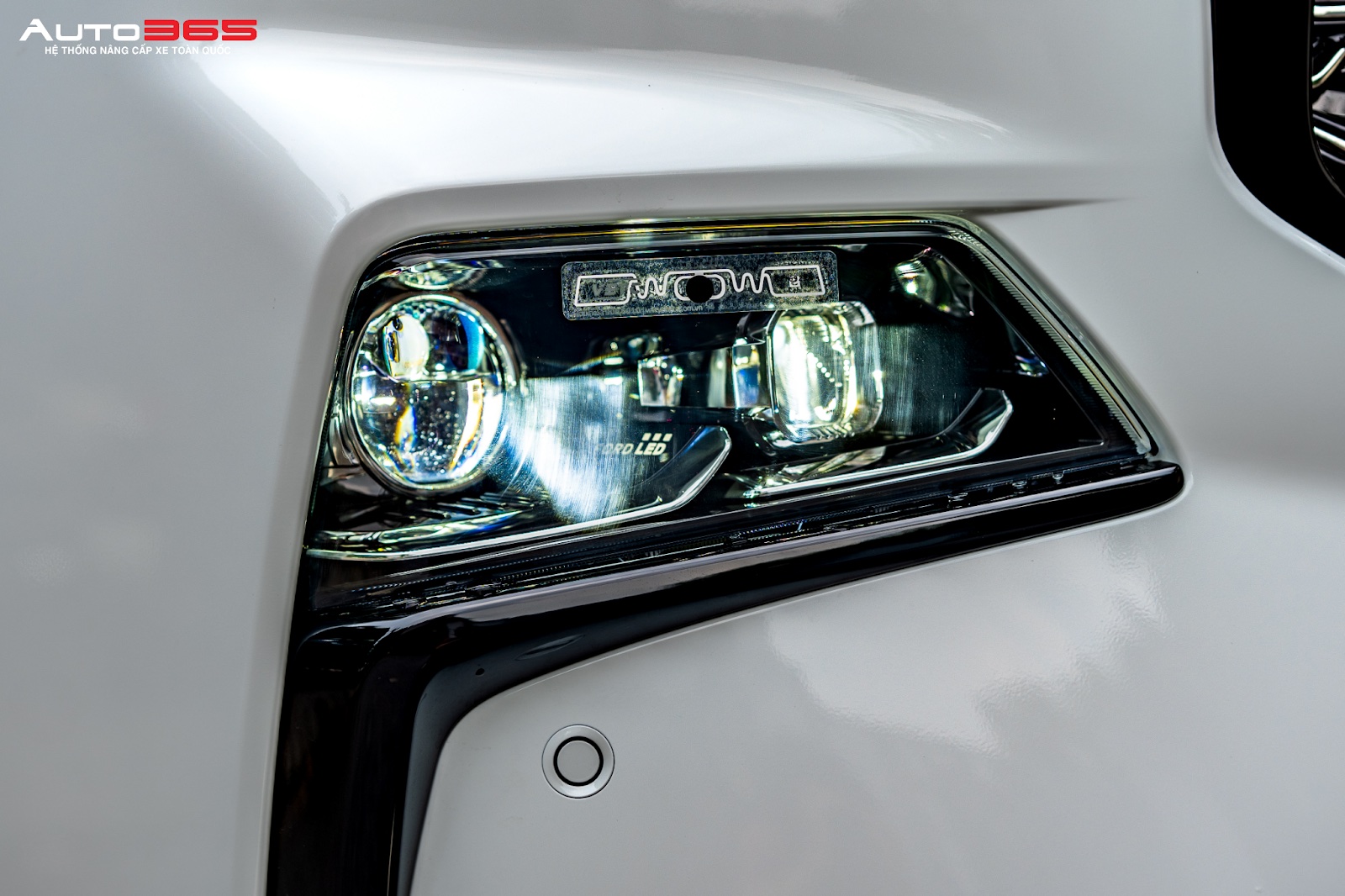 hinh-anh-xe-lap-bi-led-x-light-911-7.jpeg