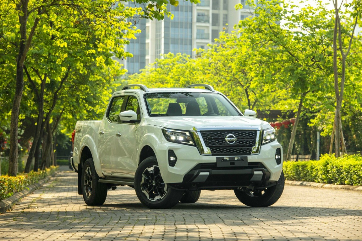 Xe Nissan Navara