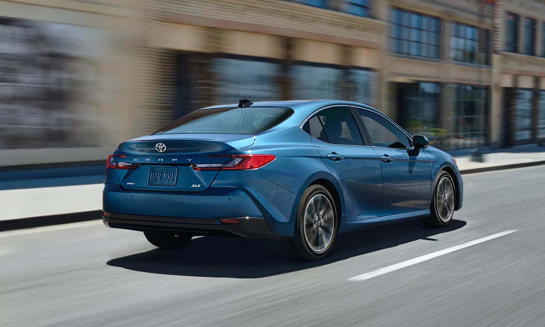Toyota Camry 2025 1
