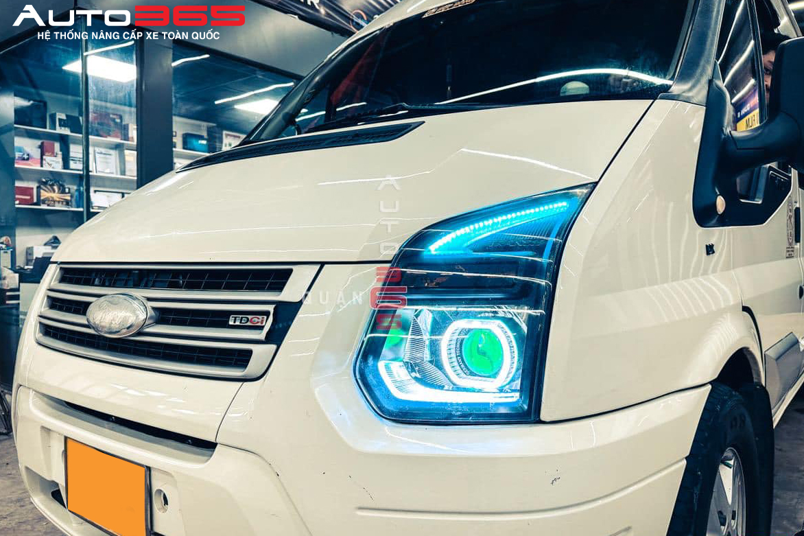 Cac Doi Xe Ford Transit 13