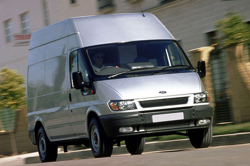 Cac Doi Xe Ford Transit 6