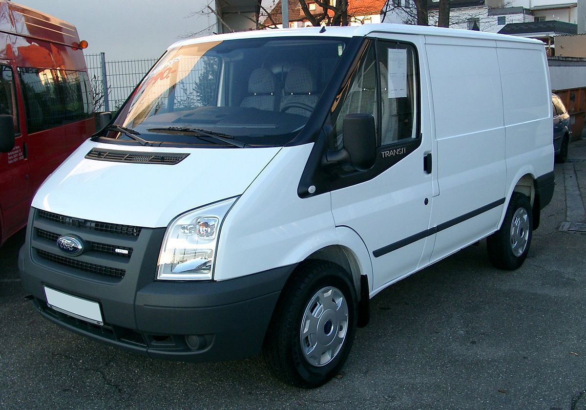 Cac Doi Xe Ford Transit 7