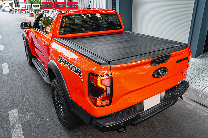 ford-raptor-moi-nen-trang-bi-nhung-gi-10.jpg