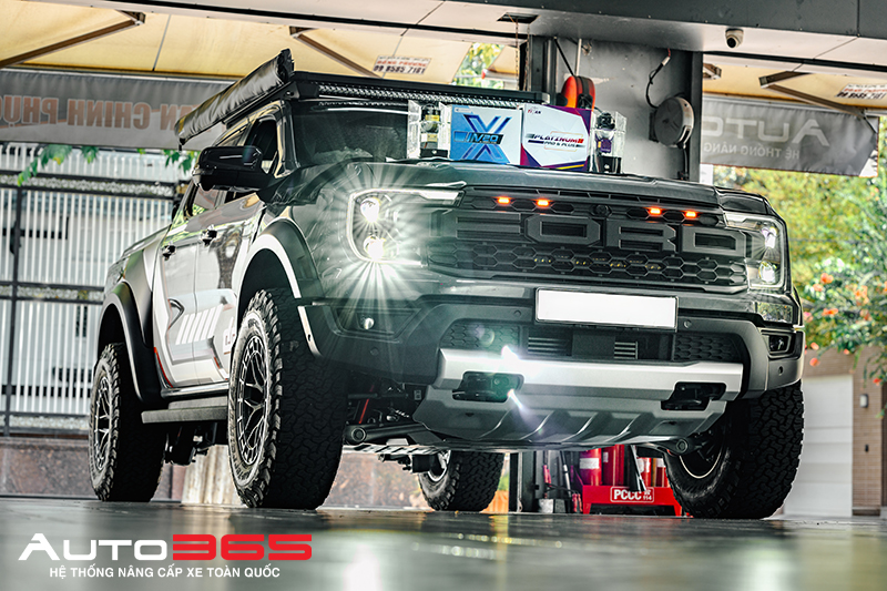 ford-raptor-moi-nen-trang-bi-nhung-gi-6.jpg