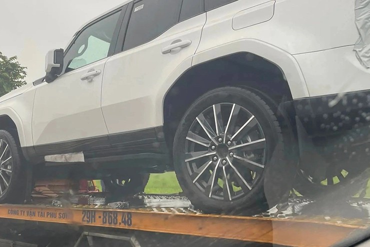 Lexus GX 2024 3