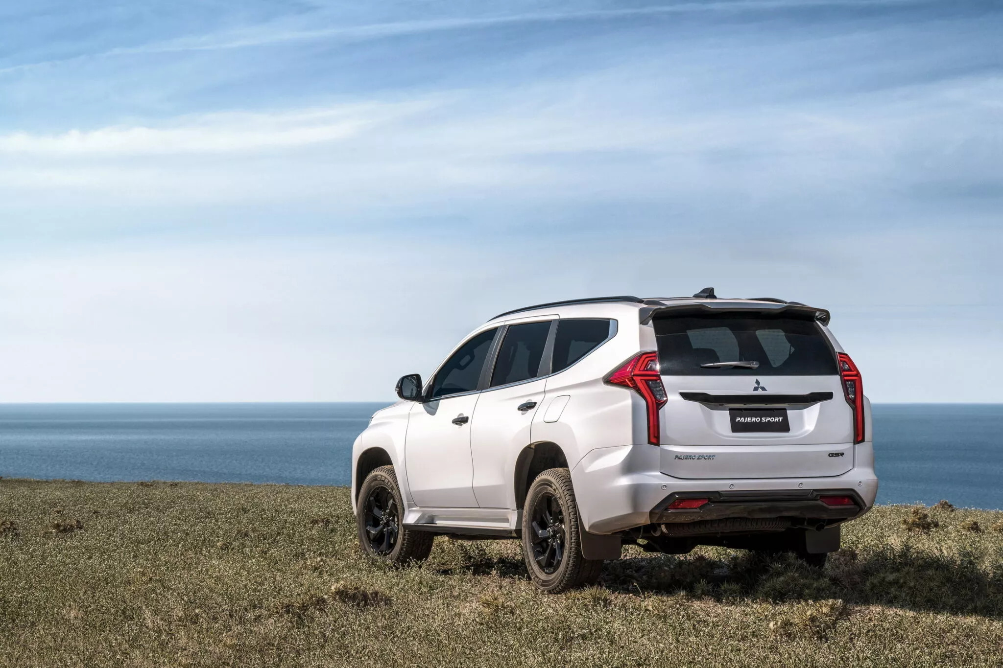 Mitsubishi Pajero 2024 2