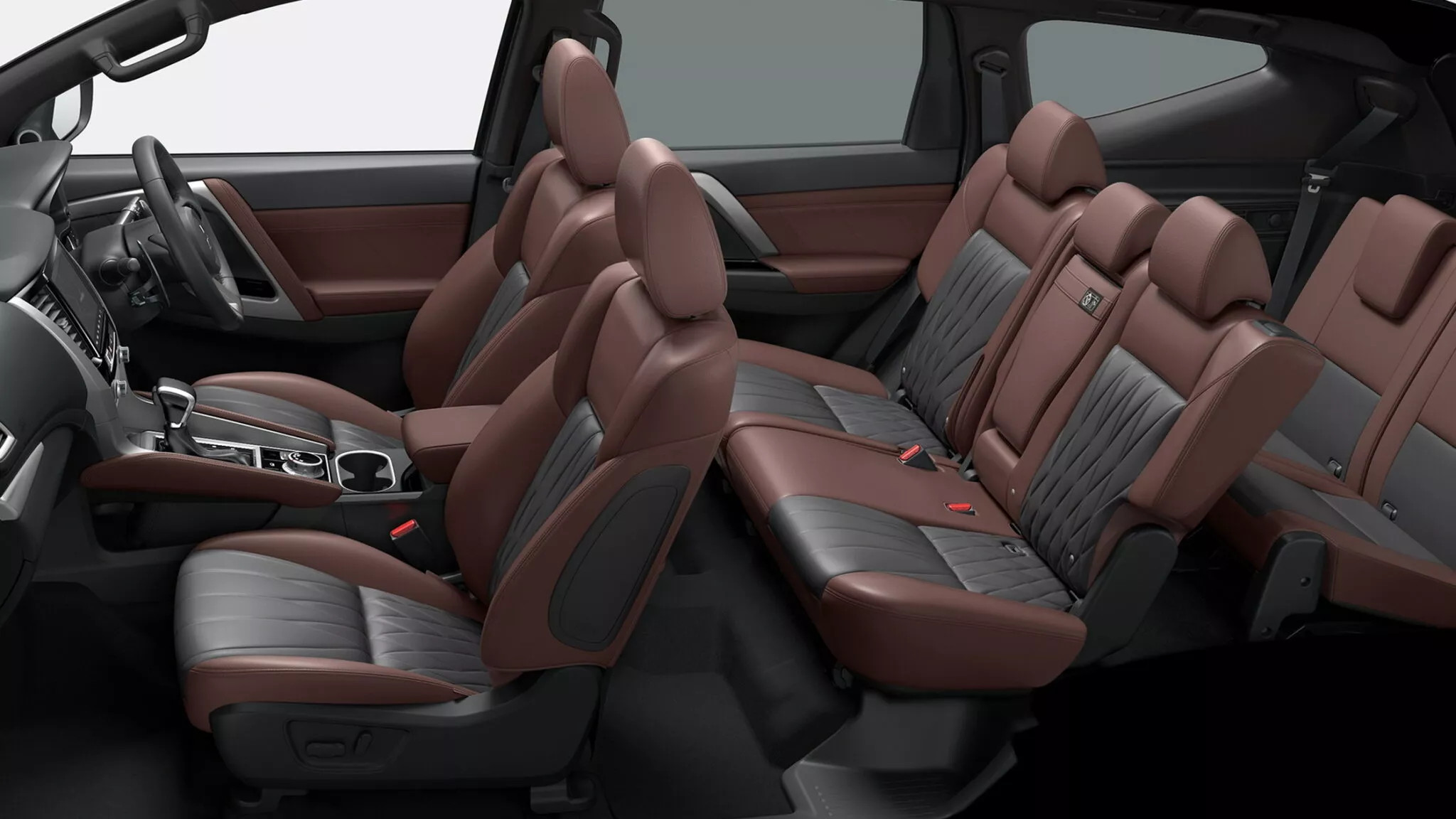 Mitsubishi Pajero 2024 4