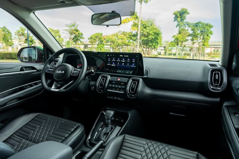 Hai At Chu Bai Suv Cua Kia Gia Duoi 700 Trieu Dong 2