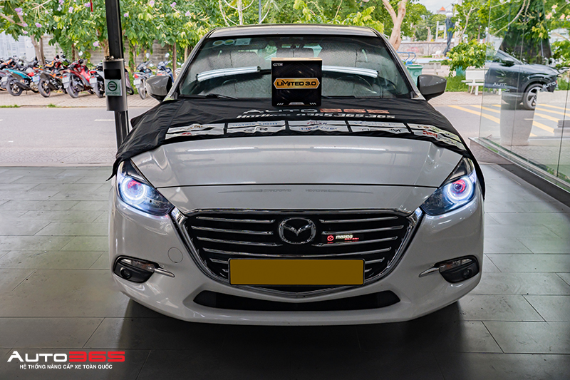 mazda-3-do-den-limited-3-0-5.jpg