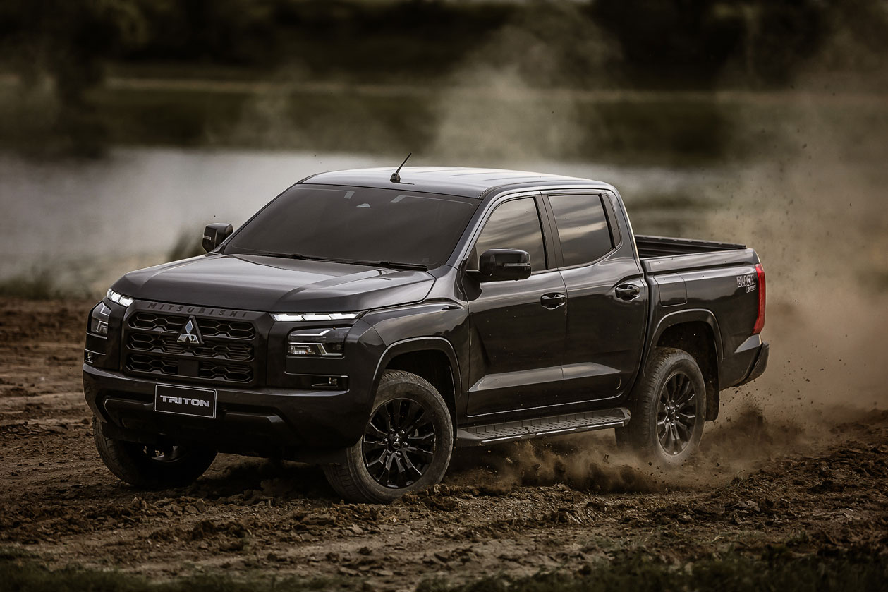 Mitsubishi Triton 1