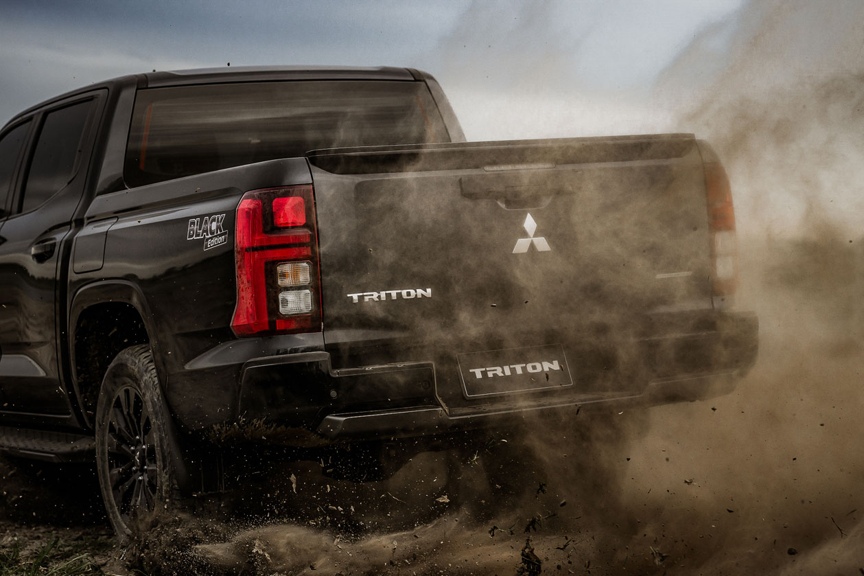 Mitsubishi Triton 3