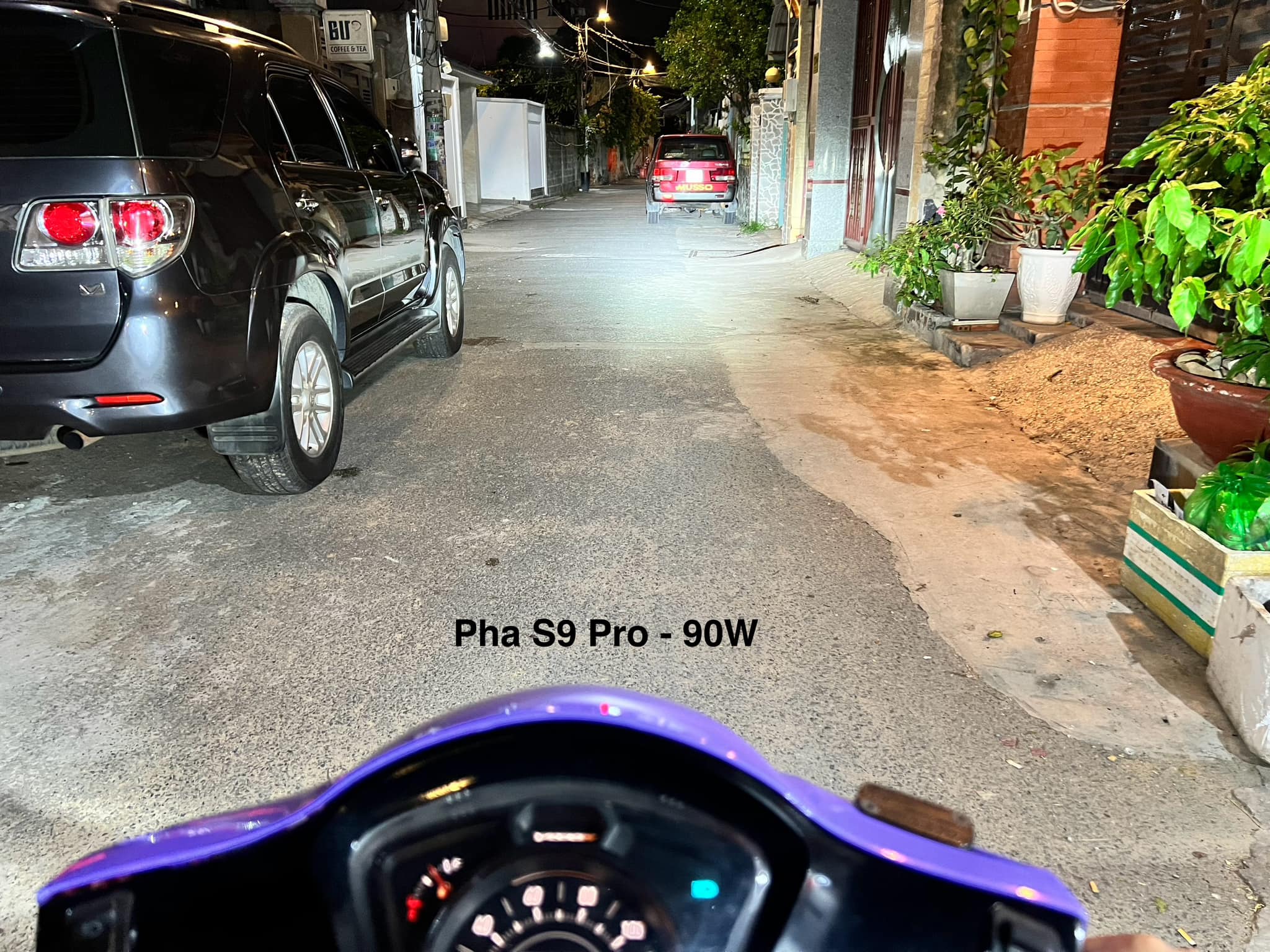 Tong Hop Hinh Anh Lap Bong Led Naoevo Tren Xe 2