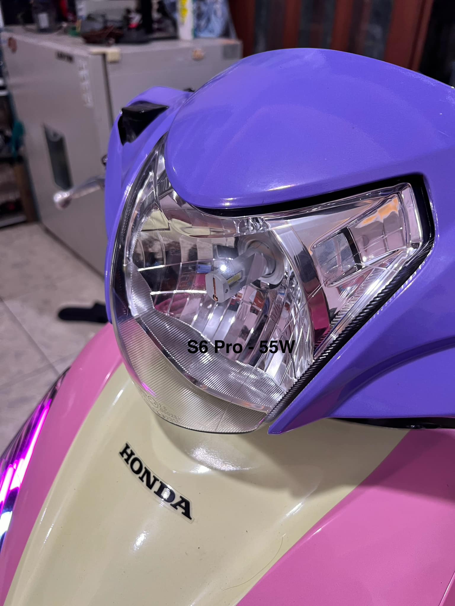 Tong Hop Hinh Anh Lap Bong Led Naoevo Tren Xe 6