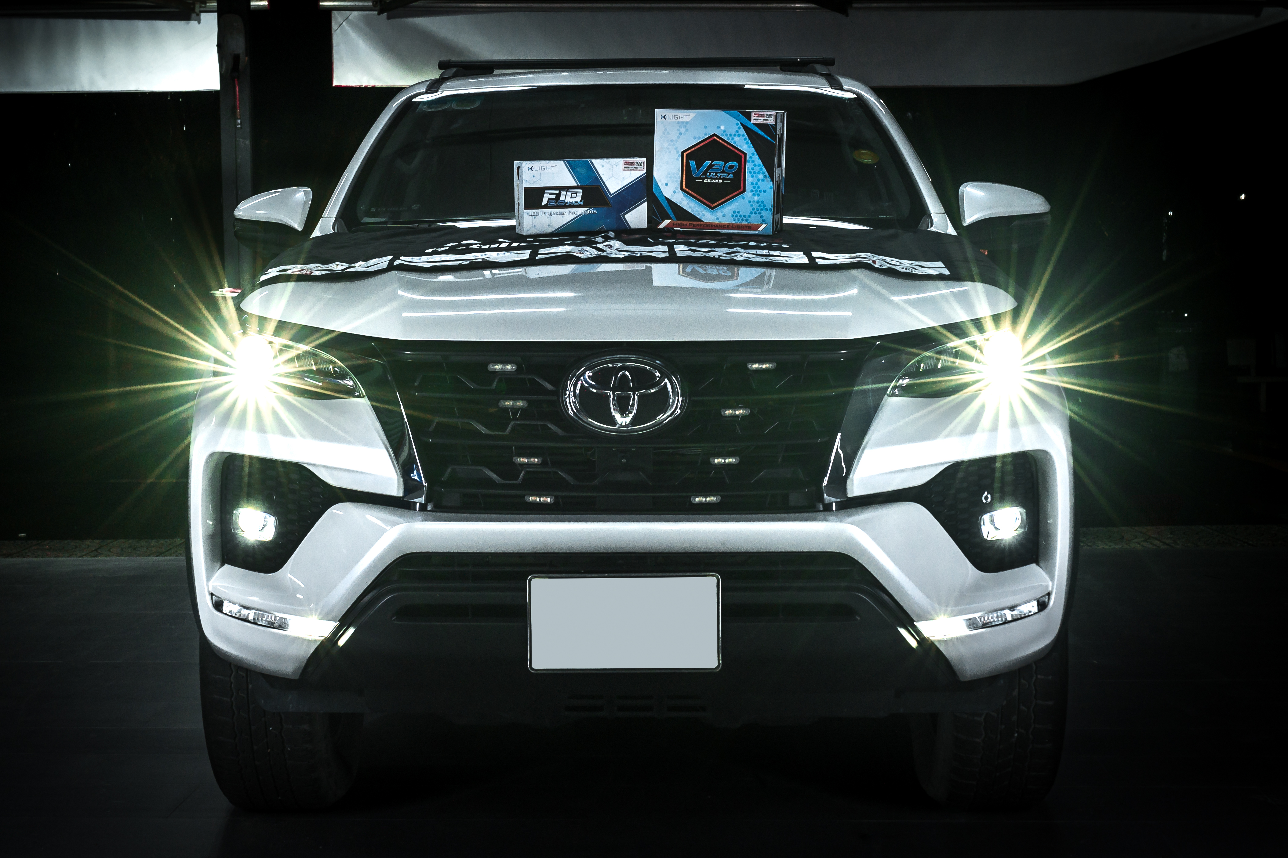 Do Den Toyota Fortuner Thanh Hoa 14