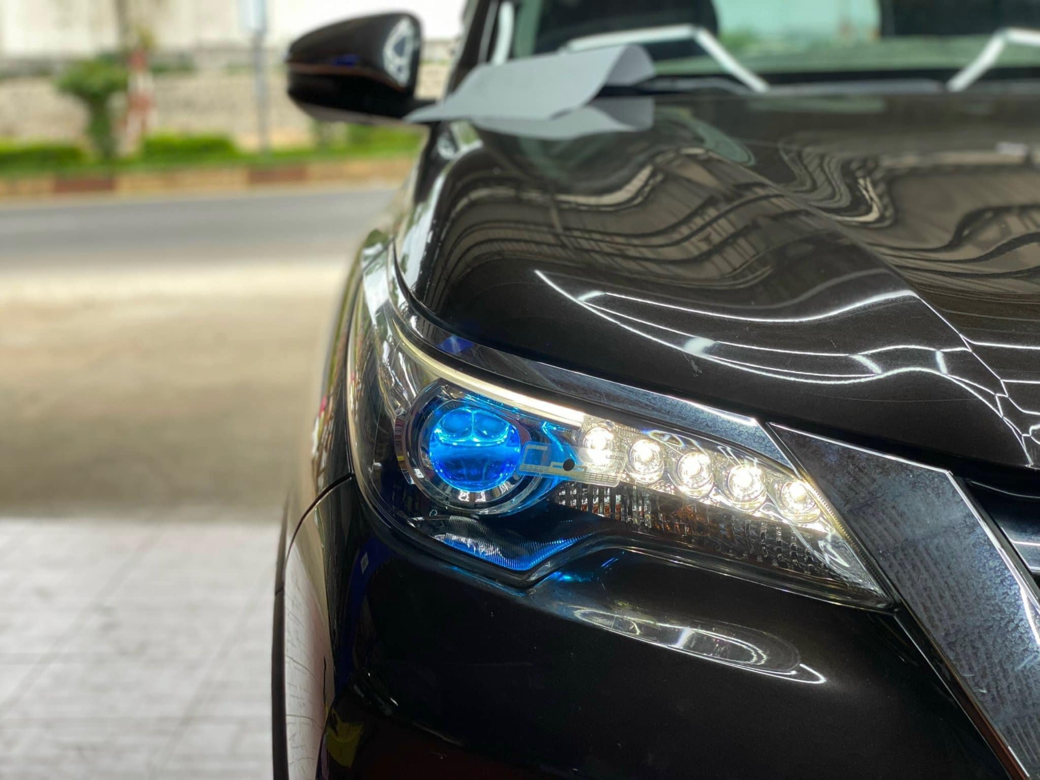 Do Den Toyota Fortuner Thanh Hoa 8