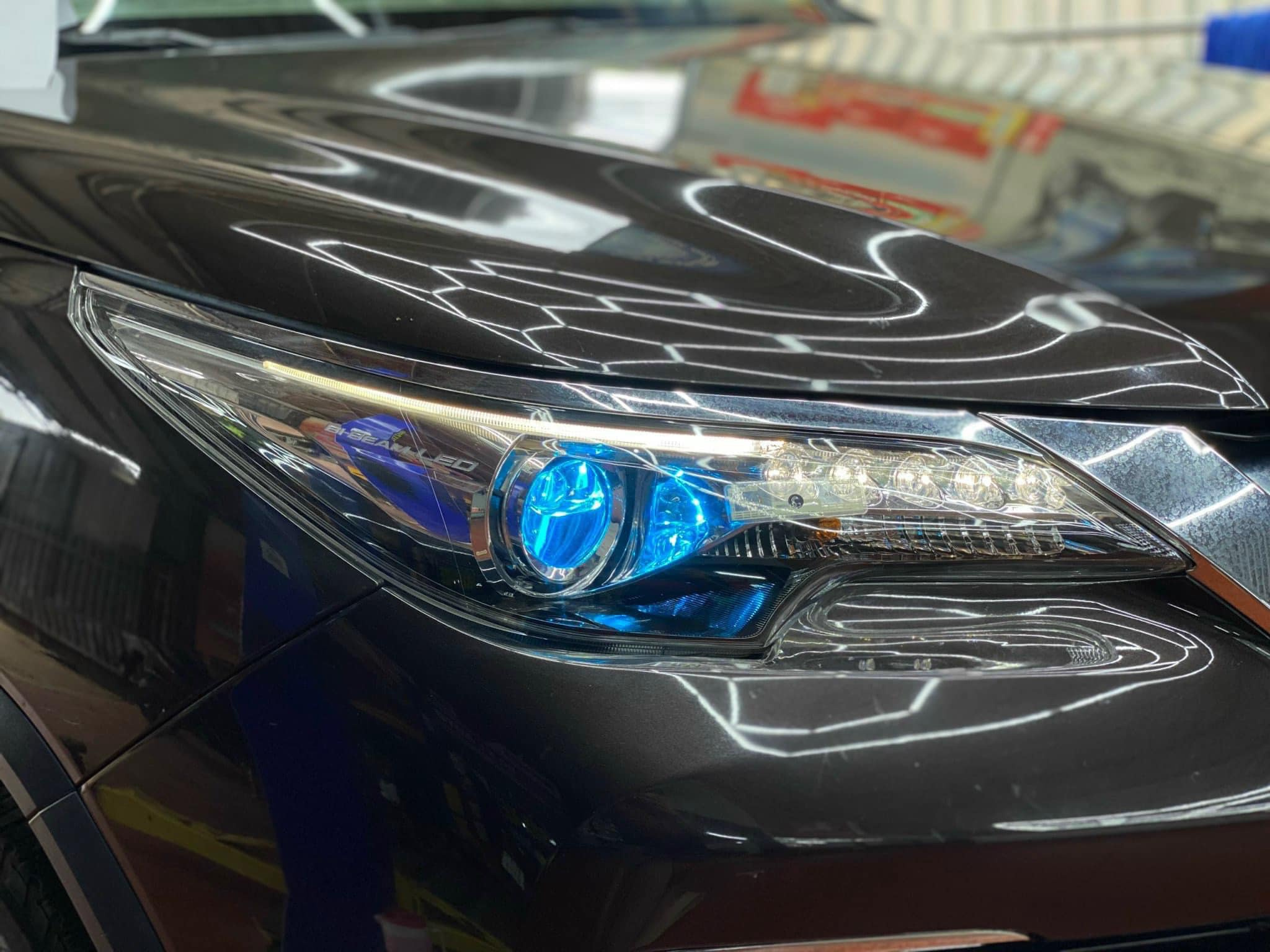 Do Den Toyota Fortuner Thanh Hoa 9