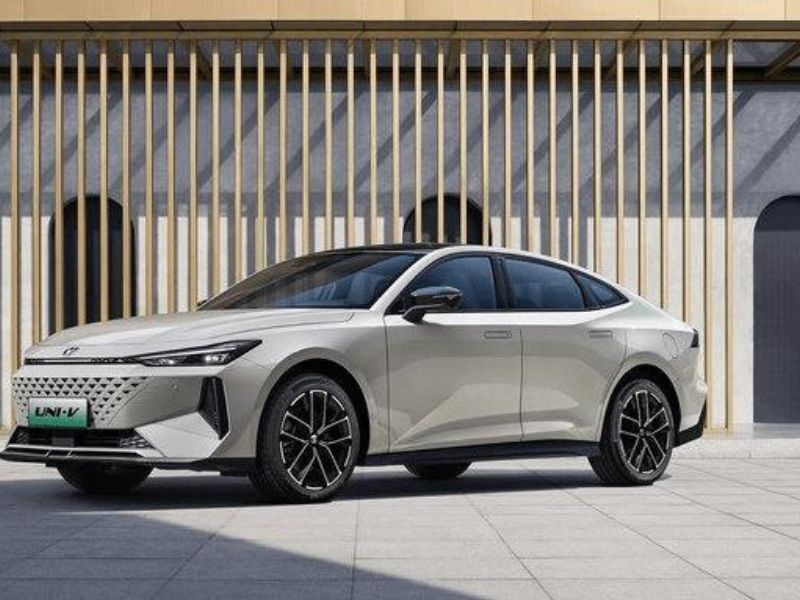Changan Uni V 2024 2