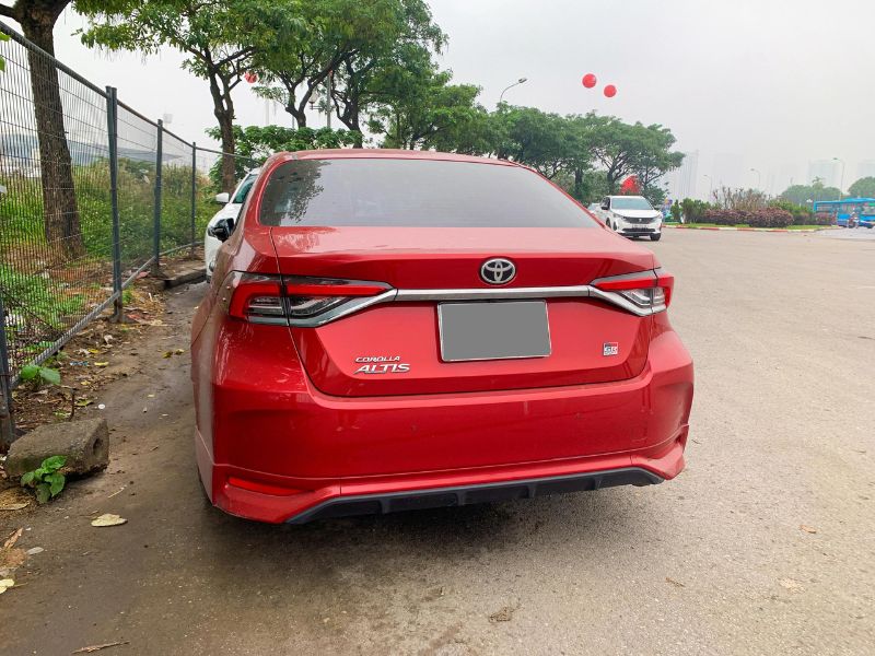 Toyota Corolla Altis Phien Ban GR Sport 2