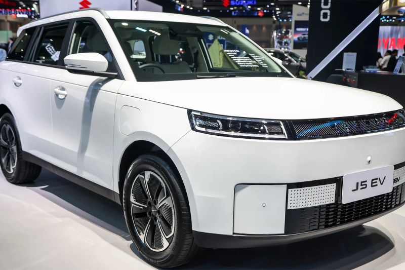 Jaecoo J5 Ev 6