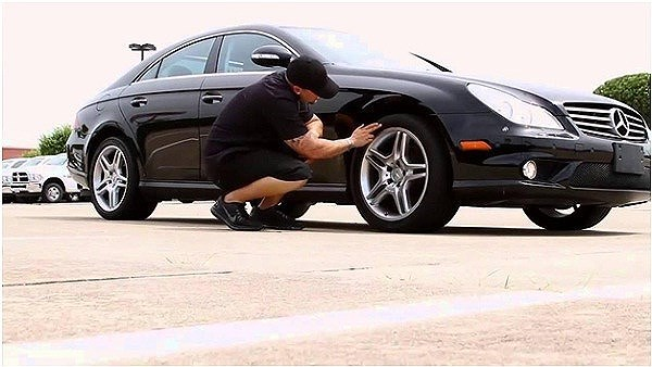 kiểm tra độ an toàn của xe trước khi di chuyển