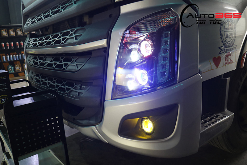 Xe tải ChengLong lắp combo Bi Led GTR Premium 2.0 & Bi gầm Led X-Light F10
