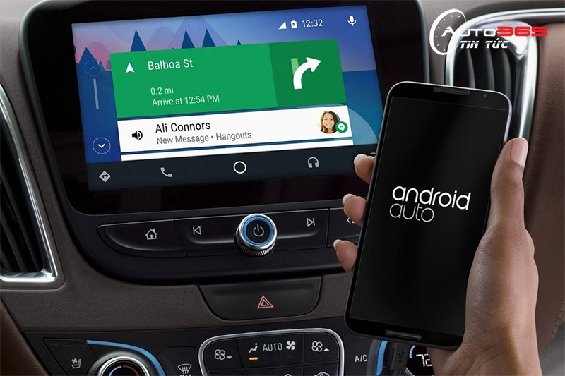 Hệ thống thông tin giải trí Android Auto & Apple CarPlay