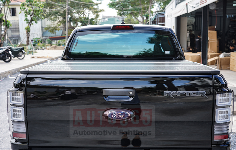 LẮP THÙNG CUỘC 3 TẤM CHO FORD RANGER RAPTOR 2019